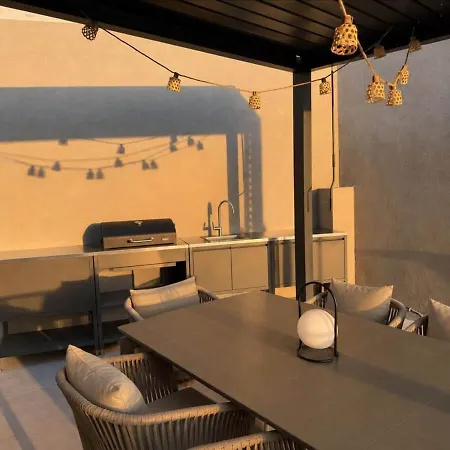 Modern Luxury With Private Pool בית נופש Tala