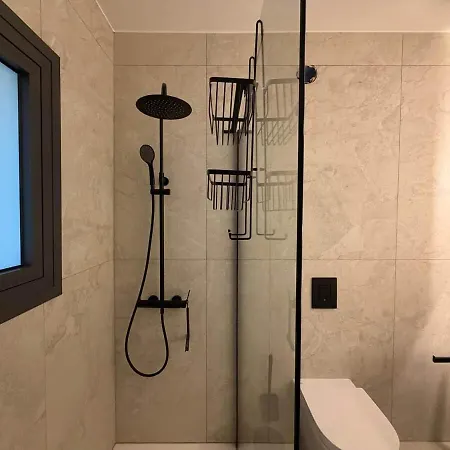 בית נופש Modern Luxury With Private Pool *